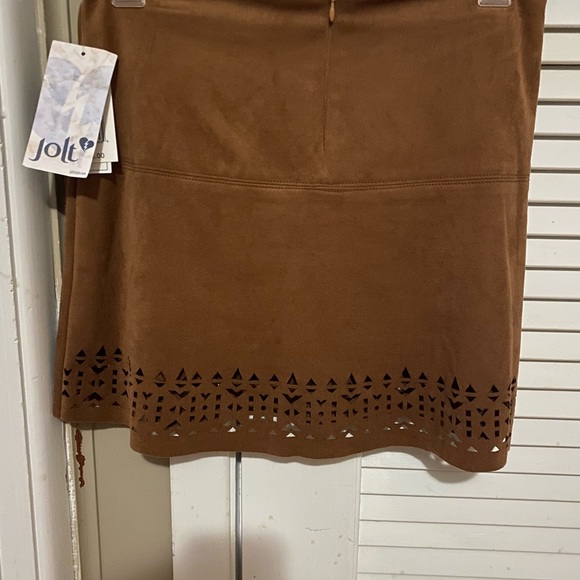 Jolt suede-like skirt - Picture 2 of 3